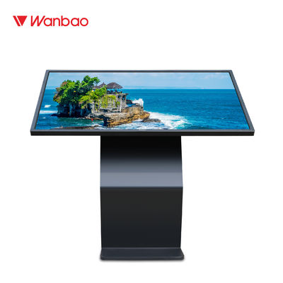 Informazioni interattive facenti una pausa del chiosco del touch screen per il centro commerciale della Banca